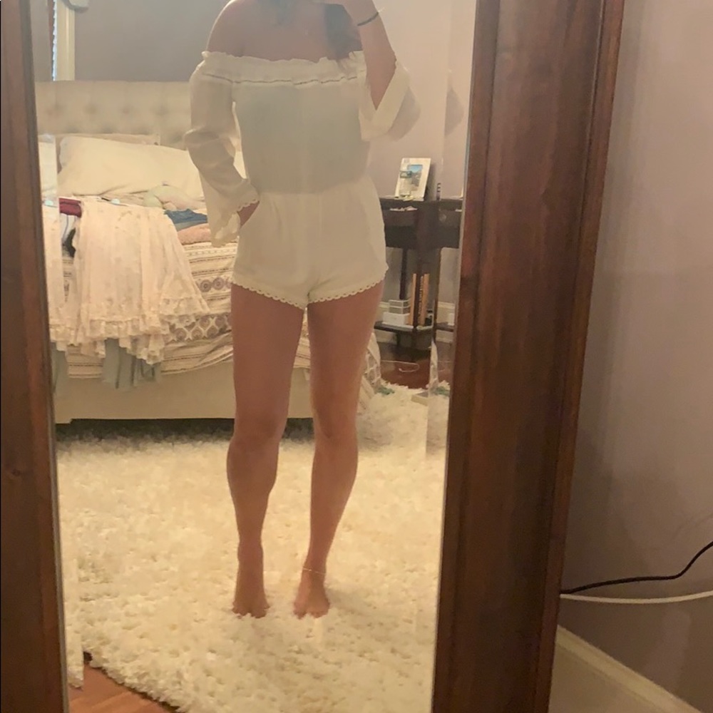 Adorable white romper only worn once!